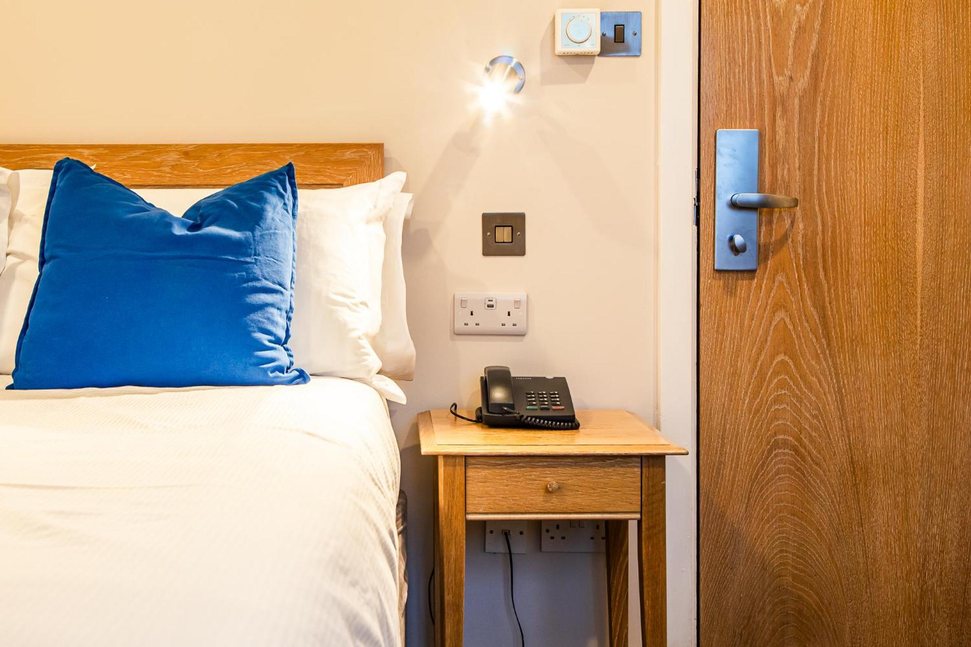 County Hotel Chelmsford Eksteriør billede