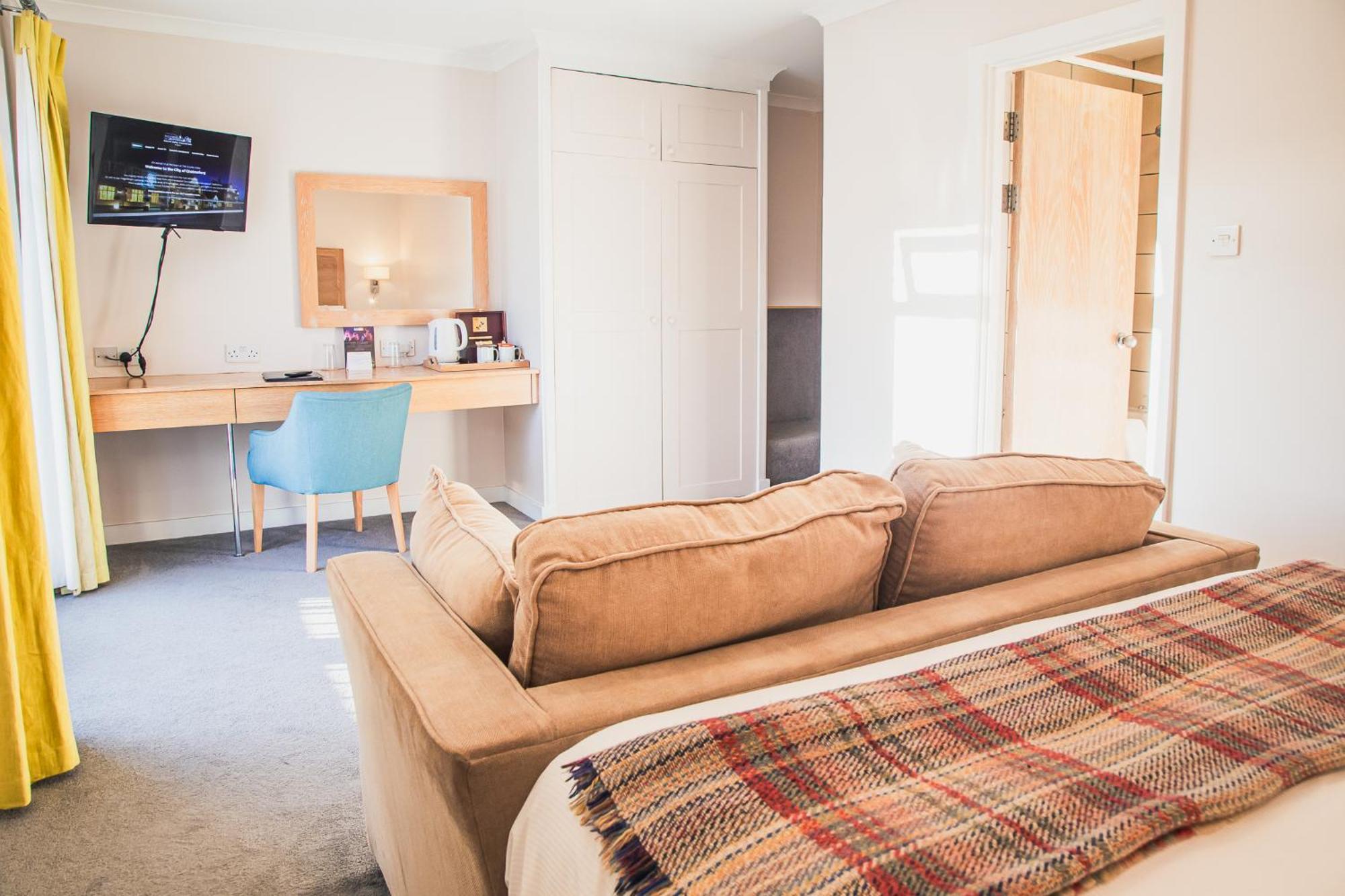 County Hotel Chelmsford Eksteriør billede