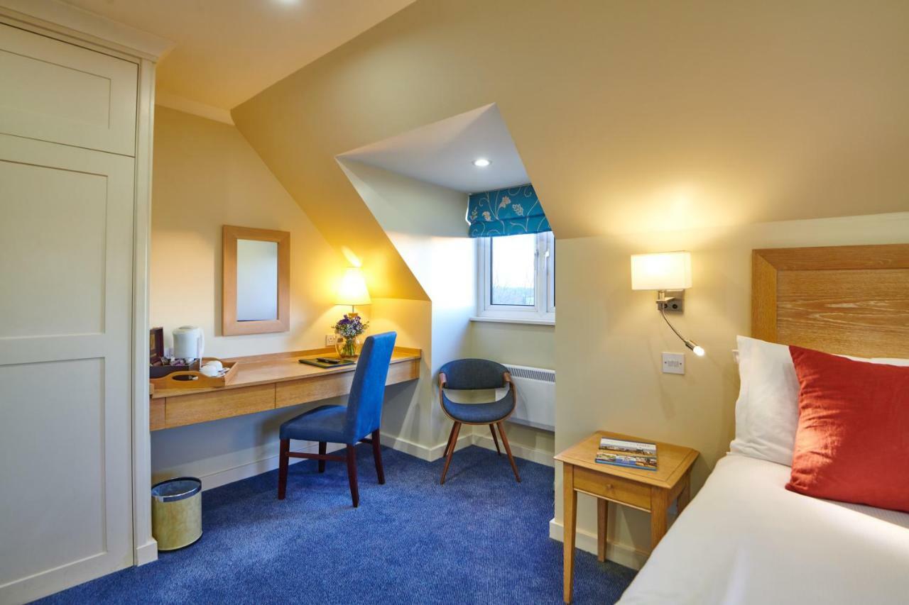County Hotel Chelmsford Eksteriør billede